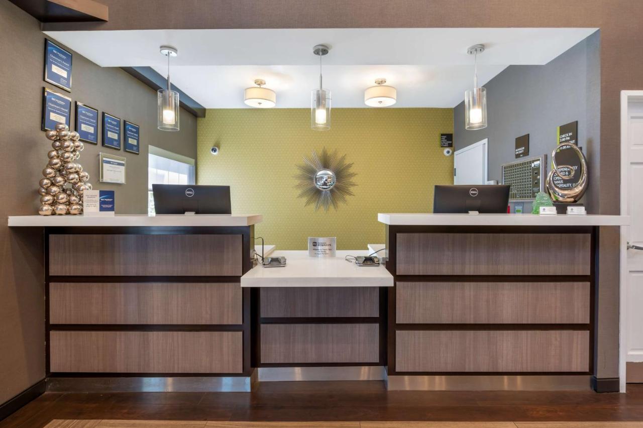 Best Western Hilliard Inn & Suites Εξωτερικό φωτογραφία