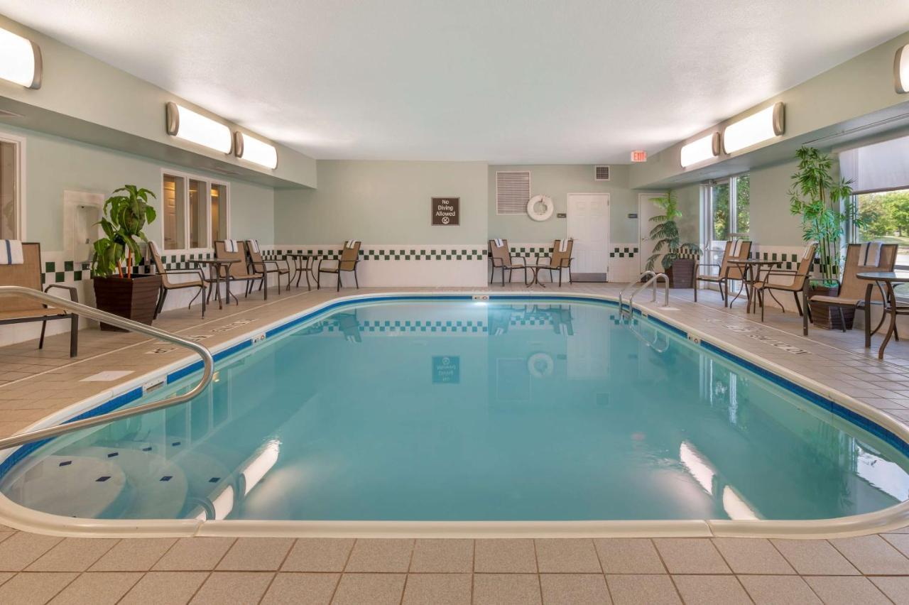 Best Western Hilliard Inn & Suites Εξωτερικό φωτογραφία