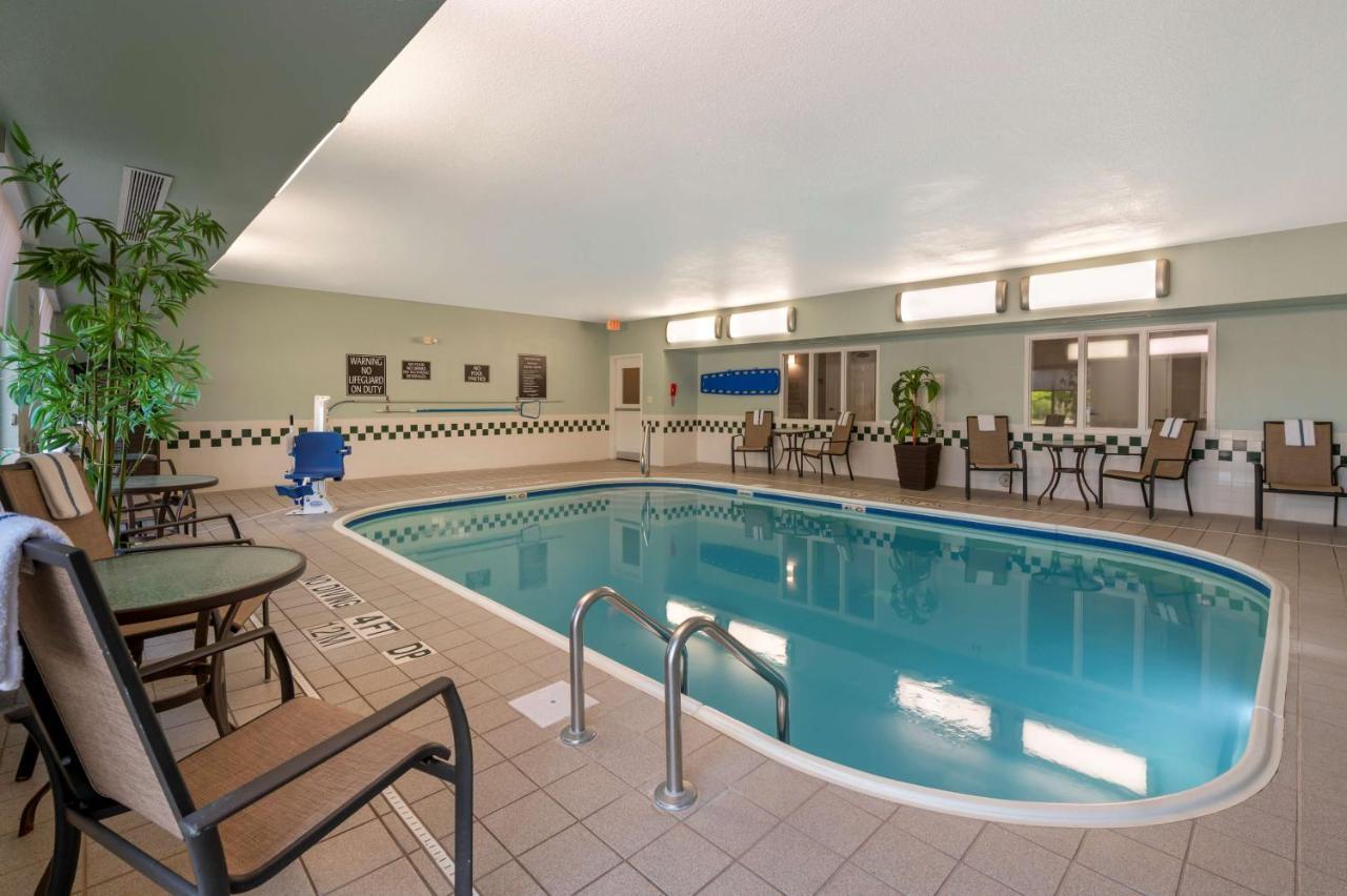 Best Western Hilliard Inn & Suites Εξωτερικό φωτογραφία