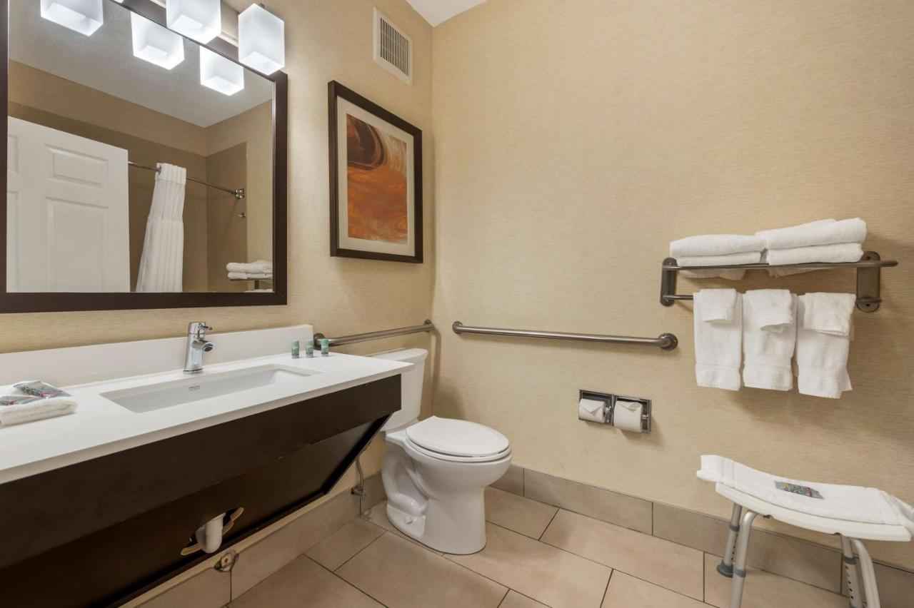 Best Western Hilliard Inn & Suites Εξωτερικό φωτογραφία