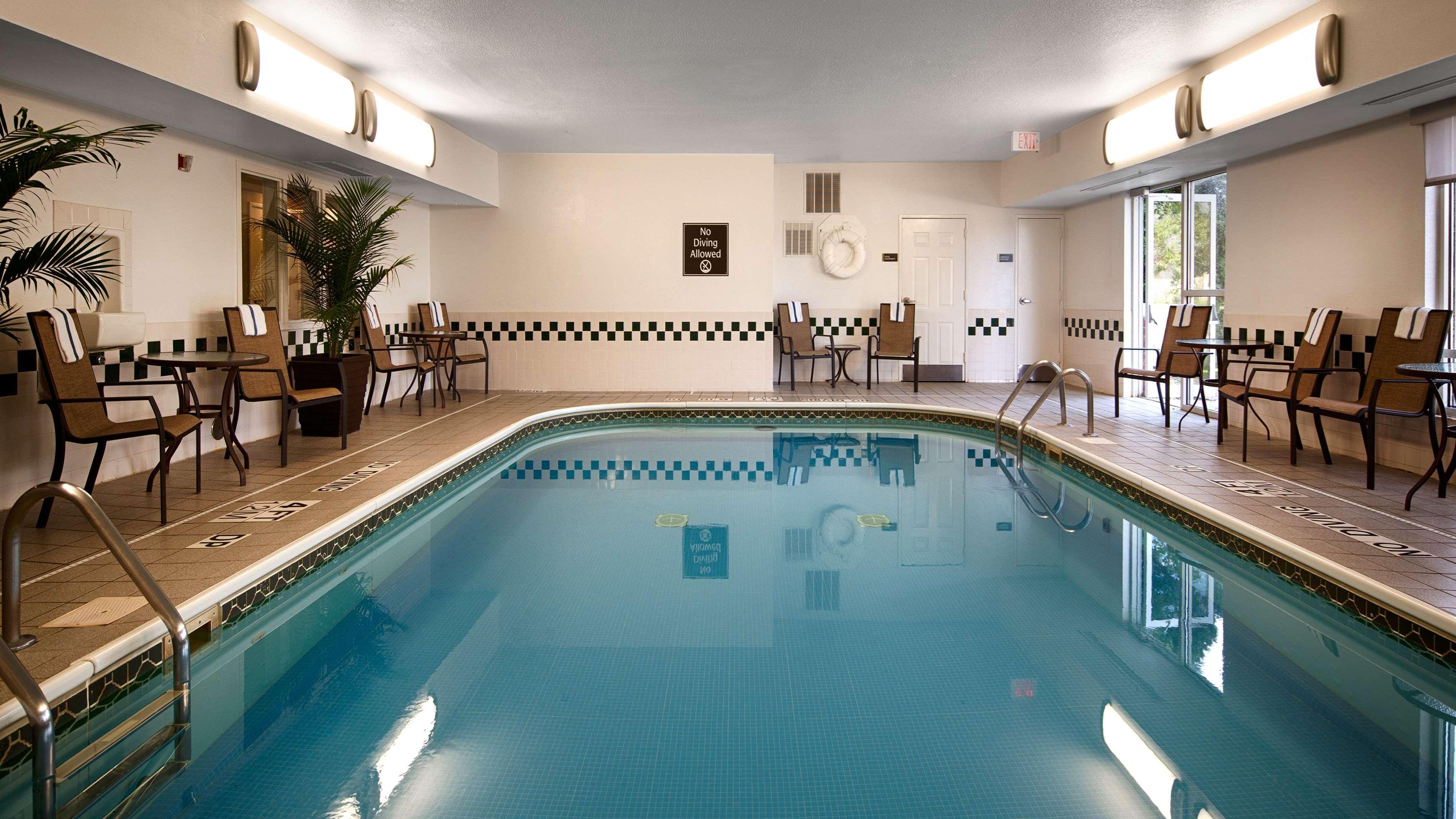 Best Western Hilliard Inn & Suites Εξωτερικό φωτογραφία