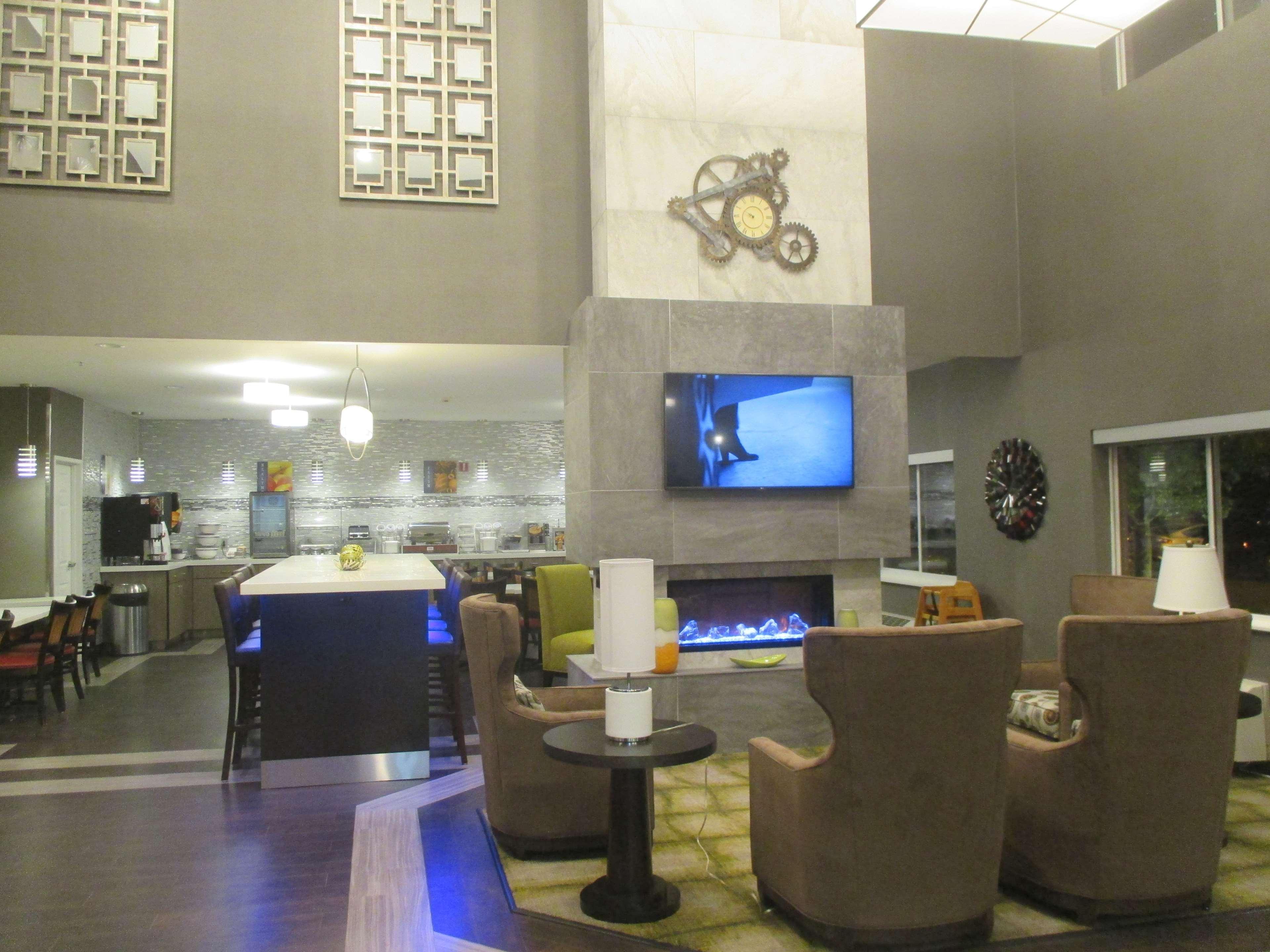 Best Western Hilliard Inn & Suites Εξωτερικό φωτογραφία