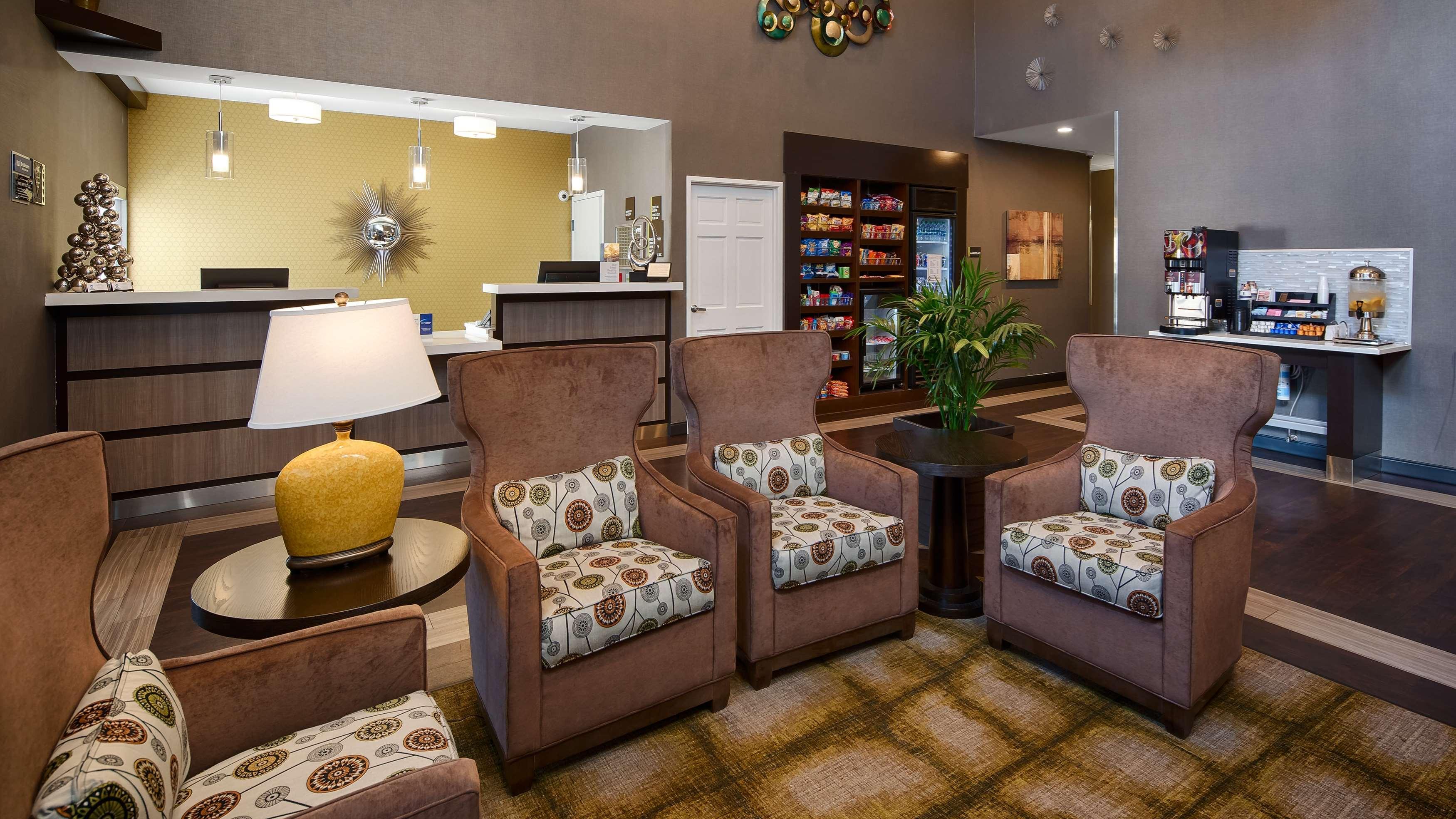 Best Western Hilliard Inn & Suites Εξωτερικό φωτογραφία