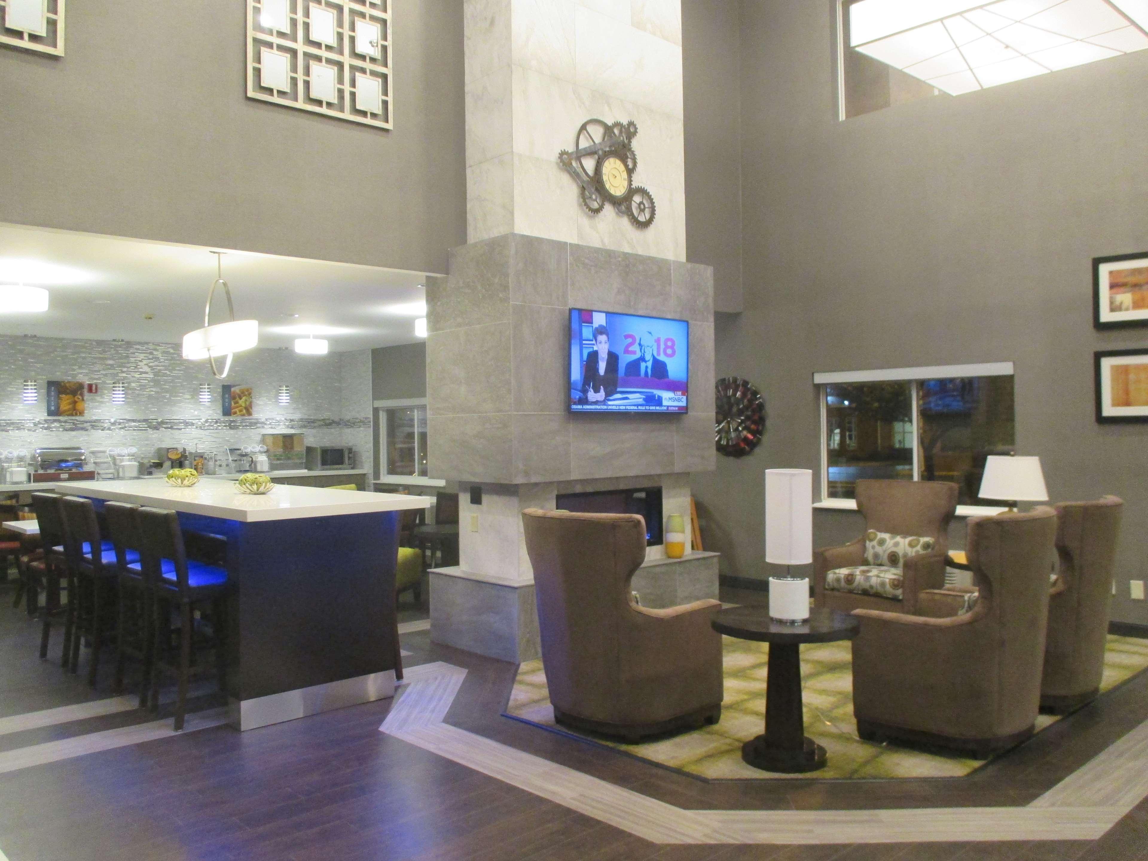 Best Western Hilliard Inn & Suites Εξωτερικό φωτογραφία