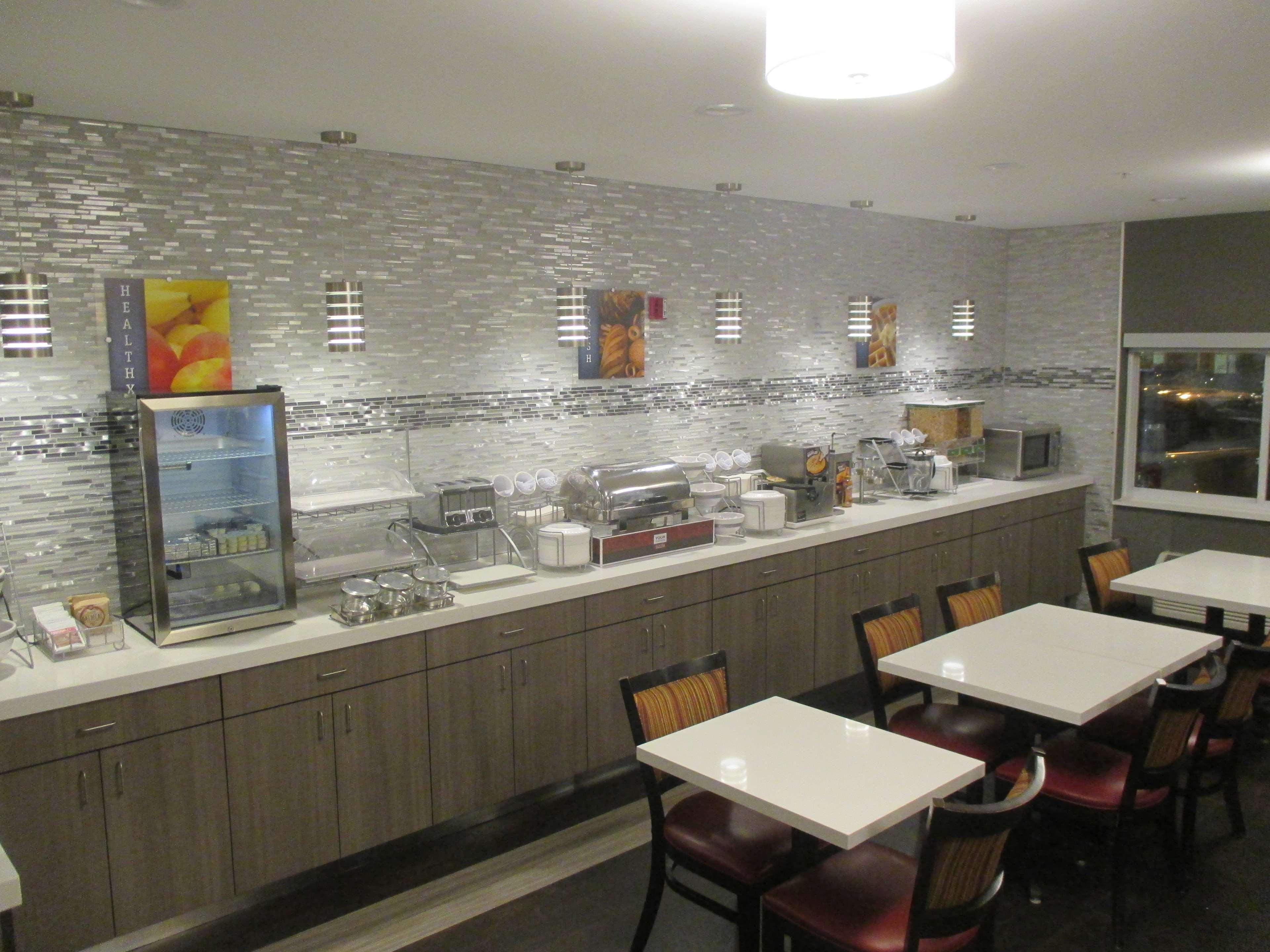 Best Western Hilliard Inn & Suites Εξωτερικό φωτογραφία